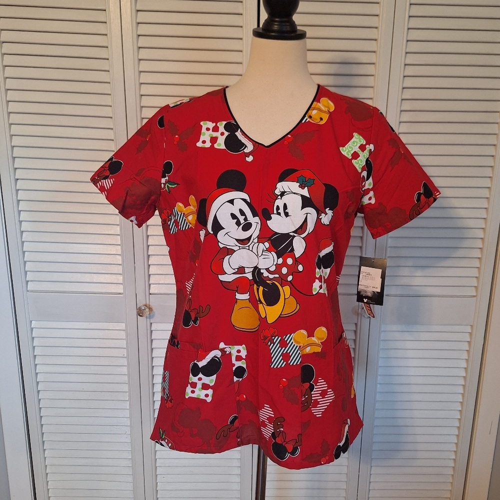 Cherokee Disney Chtistmas Mickey & Minnie Scrub Top NwT Small  *D3 - Picture 1 of 7